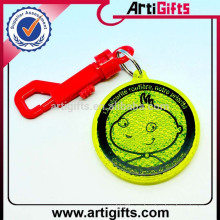 Artigifts high quality cheap plastic keychain charms